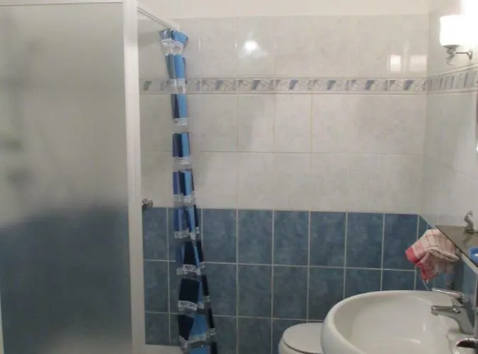 Maison De 2 A 6 Personnes Au Bord De L'herault Vakantiehuis